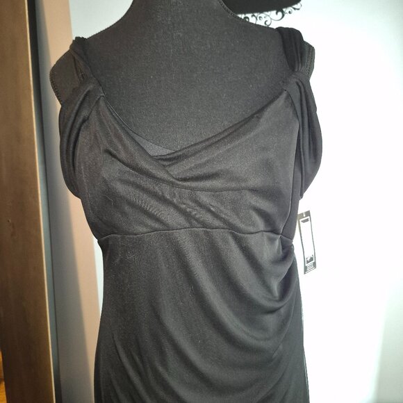 NWT Formal Alex Evenings  Off the Shoulder with Straps Black Gown  (10) - Picture 4 of 15